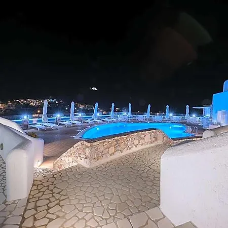 Отель Aspalathras White Folegandros Town