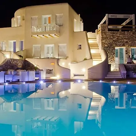 Aspalathras White Отель Folegandros Town